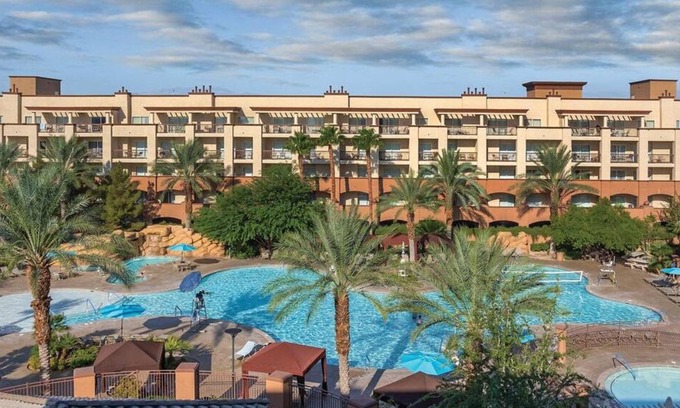 Enterprise Resort | Boulevard Resort 2bdr Queen
