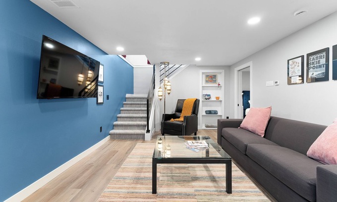 Sioux Falls House | Bouquet on Prairie/Close to Downtown and Premier Center