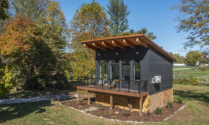 Frankfort Cottage | Bourbon Barrel Cabin B. There are 2 cabins available A & B. Brand new Cabins.