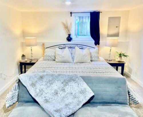 Albany Apartment | Boutique Apartment in Historic Downtown Albany