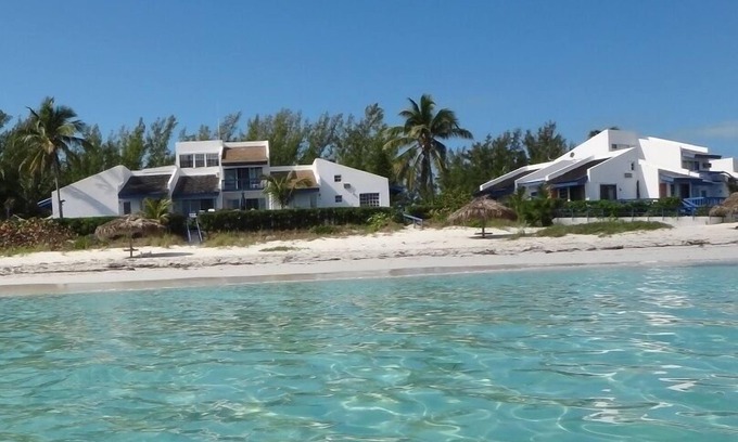 Great Harbour Cay Villa | Boutique Villa steps away from the most beautiful beach in the Bahamas