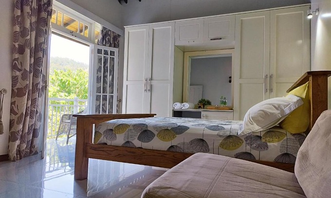 Gomagoda Bed & Breakfast | Boztreve Home