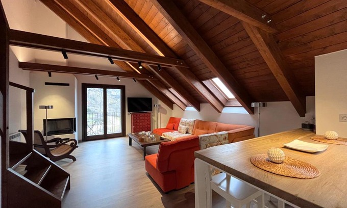 Benasque Apartment | BPIRINEOS-Aigualluts