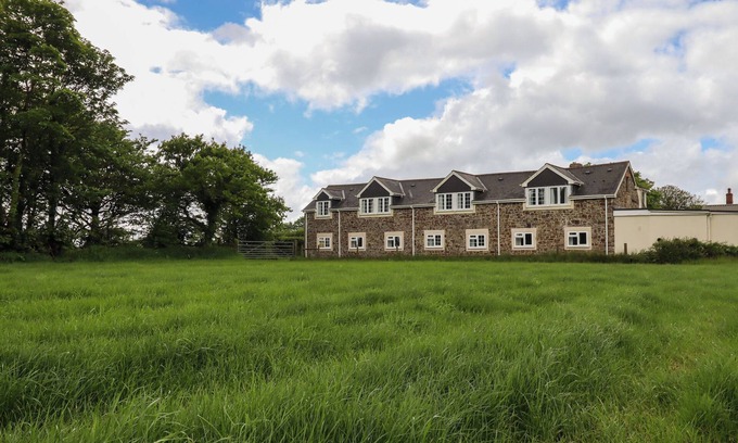 Woolfardisworthy Cottage | BRAMLING AT MOORHEAD COUNTRY HOLIDAYS, romantic in Woolfardisworthy