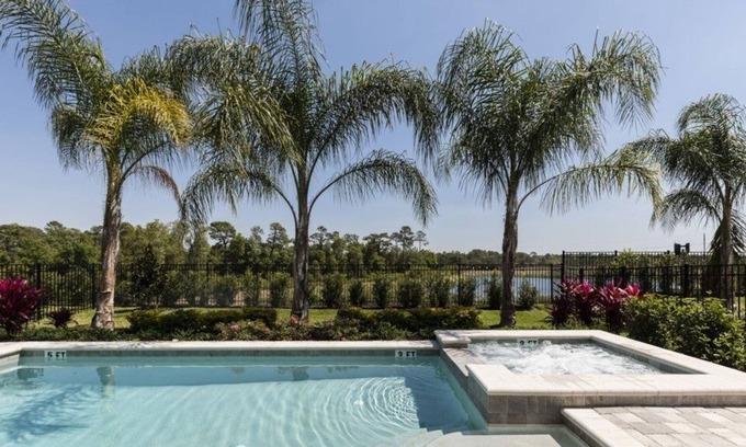 Downtown Orlando Villa | Brand New,14 Guests,Free Shuttle,Encore WaterPark,XBOX,Movie,Games,Pool/Spa