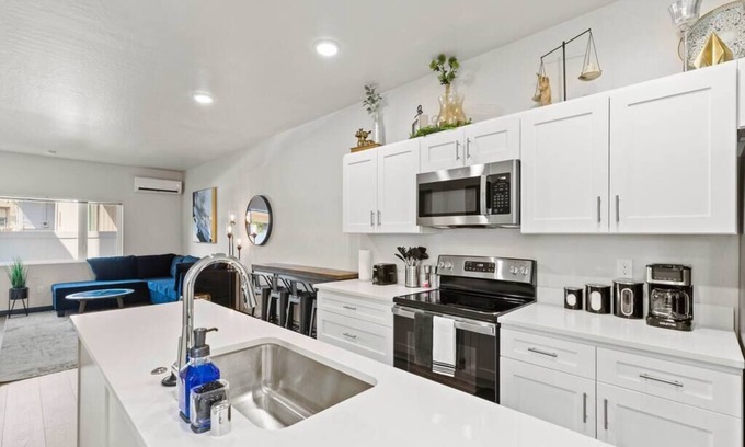 West Central Apartment | Brand New 2BD, 1.5BTH Triplex Unit Near Downtown!