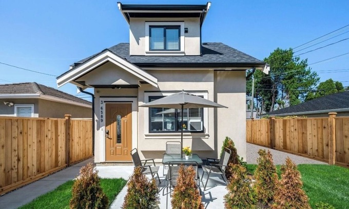 Killarney Villa | Brand new 3 bedroom brand new laneway house near public transit
