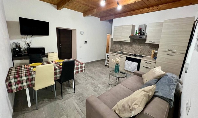 Bosa Historic Centre Apartment | Brand new apartment in the city center. Free parking nearby