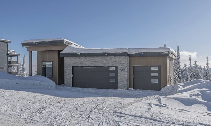 Silver Star Mountain House | Brand new house with 2 private hot tubs, laundry, gear room and suite