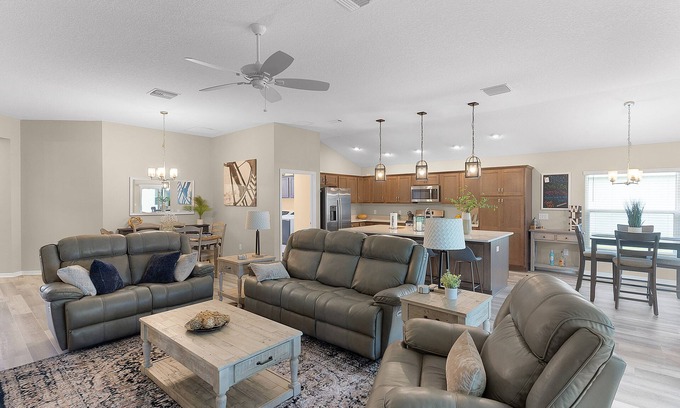 Wildwood House | Brand New Designer Home Close to Brownwood! Golf Cart Included!