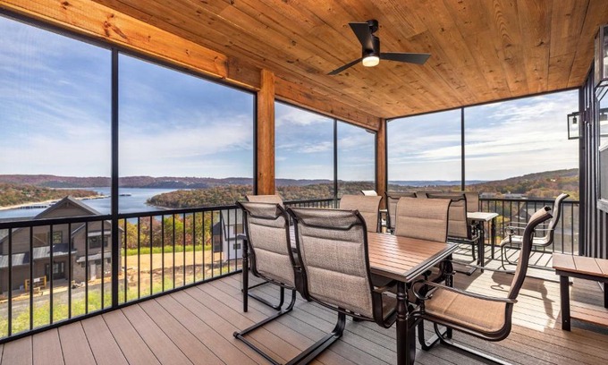 Kimberling City House | BRAND NEW! Gorgeous Lake Views and FREE Amenities. Luxury Lodge with 2 Resort Pools