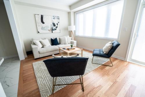 Thorold House | BRAND NEW home minutes from Niagara Falls.