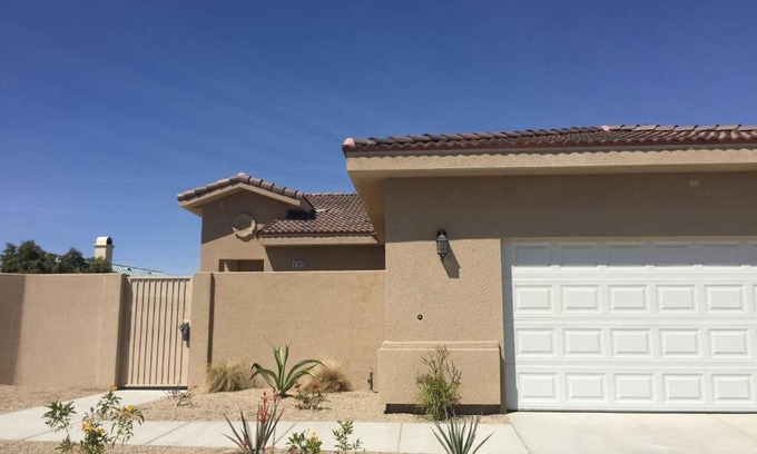 Palm Springs House | Brand new house with new pool near Palm Springs