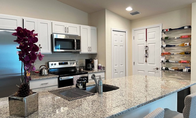 LaBelle House | Brand new Lakefront Home with modern kitchen & lake view