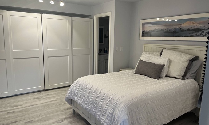 Bellevue House | Brand new! Lots of light! Private unit separate driveway and entrance.