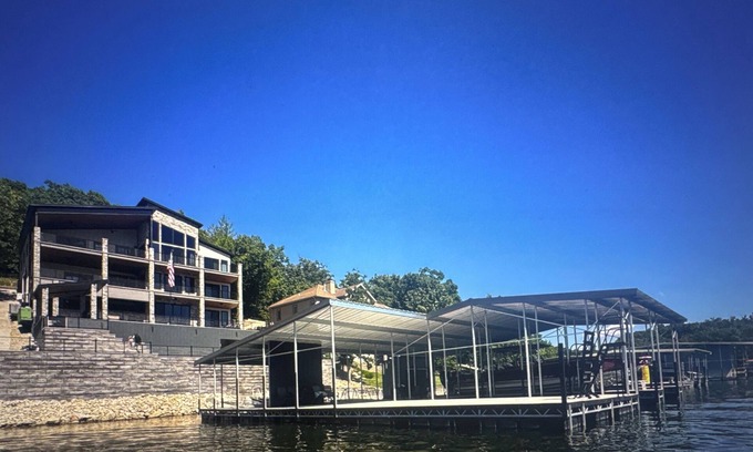 Osage Beach House | Brand new luxurious 6 bedroom house w/Pool and dock in charming Porta Cima.