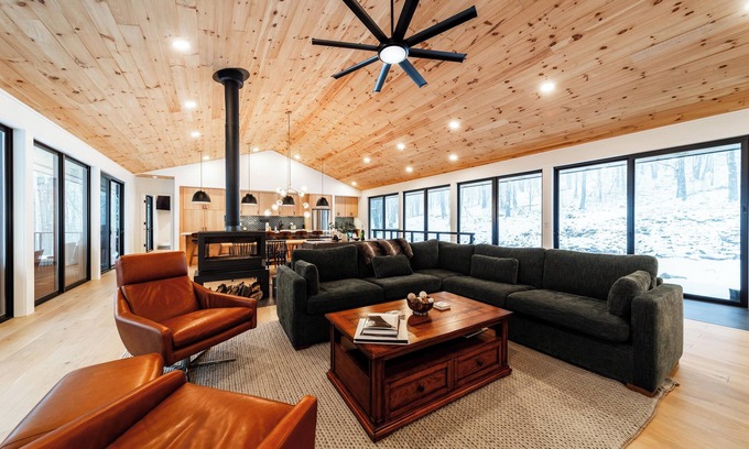 Davis Cabin | Brand new, luxury cabin in the mountains