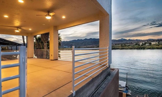 Holiday Shores House | Brand New Riverfront Home with View and only minutes to Laughlin