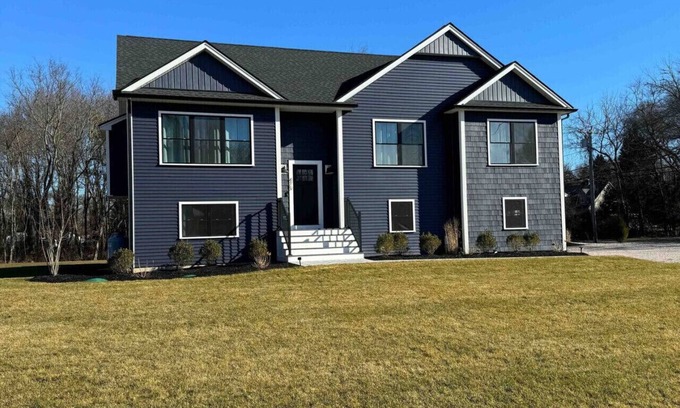 Wakefield-Peacedale House | Brand New Spacious Coastal Home