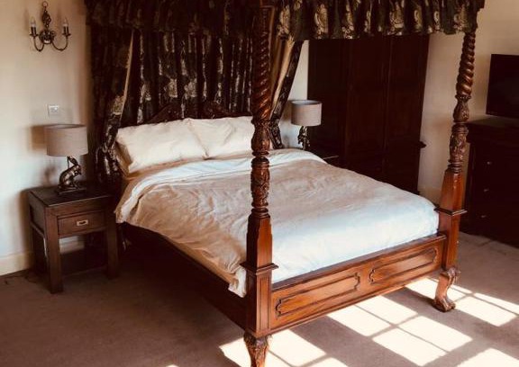 Middlesbrough Bed & Breakfast | Brass Castle Country House Accommodation