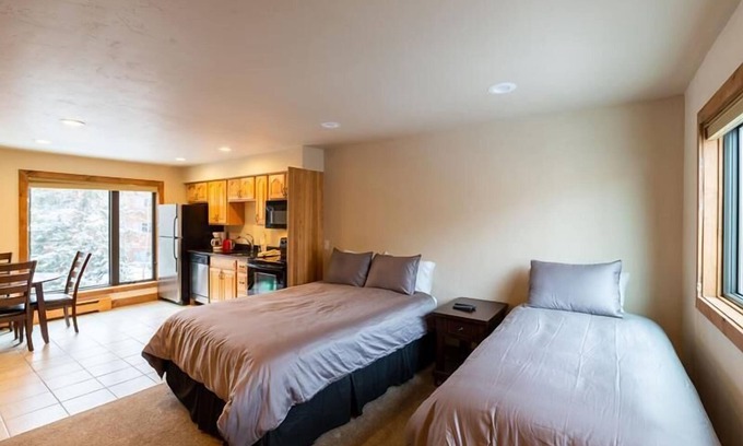 Vail Apartment | Breakaway West Studio
