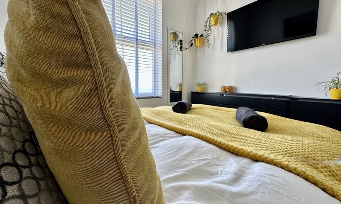 Newquay Bed & Breakfast | Breakers