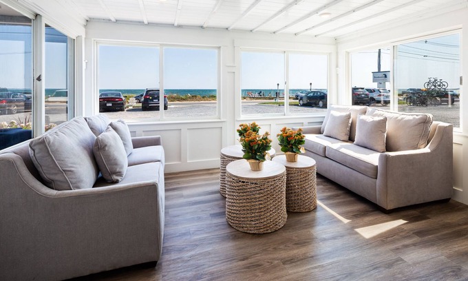 Provincetown Hotel | Breakwater Hotel