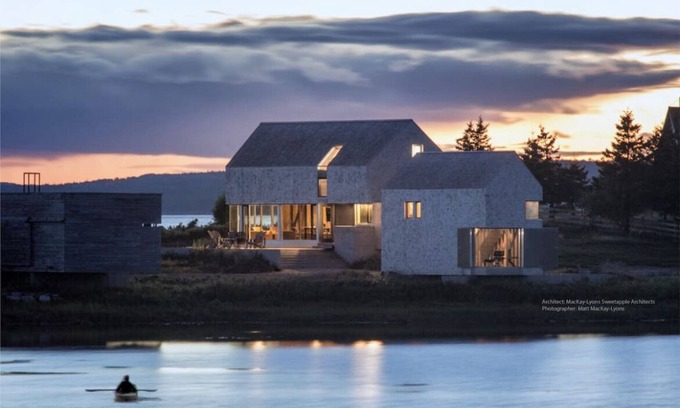 Upper Kingsburg Cottage | Breathtaking contemporary cottage in a south shore beach paradise