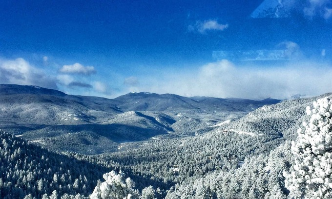 Evergreen Apartment | Breathtaking Mountaintop Retreat
