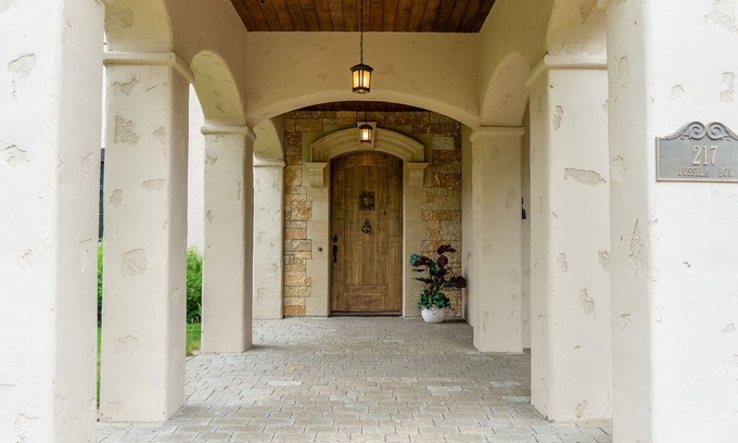 McCall Villa | Breathtaking Tuscan Luxury!