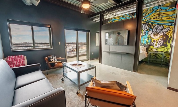 Fargo Hotel | Brewhalla Hotel