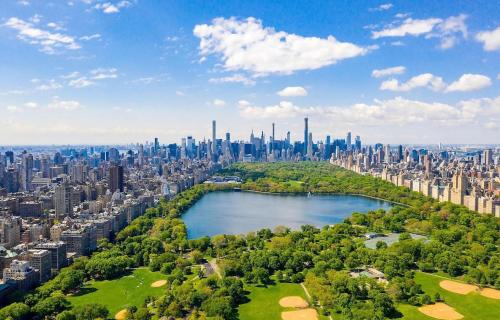 East Harlem Apartment | Bright 2BR 2BA Steps from Central Park, Great Location!