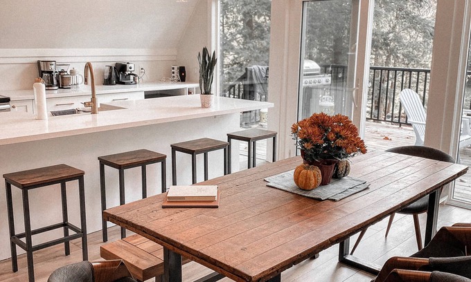 Minden Hills Cottage | Bright A-Frame Cottage on the Lake