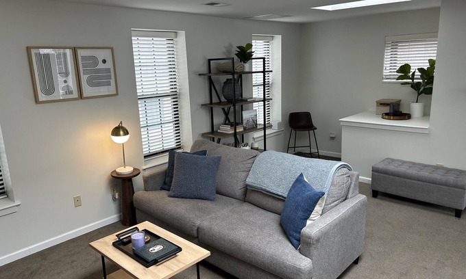Downtown Rochester Apartment | Bright and Beautiful 2-bedroom in Rochester! Pet-friendly and centrally located!