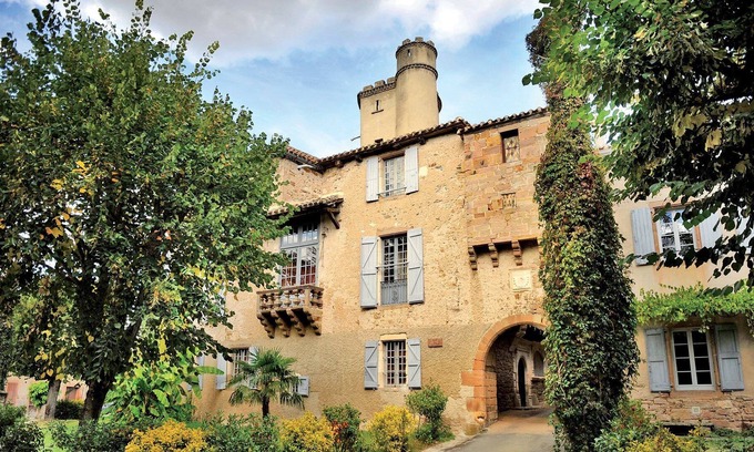 Monesties Apartment | Bright and cozy apartment in a beautiful village