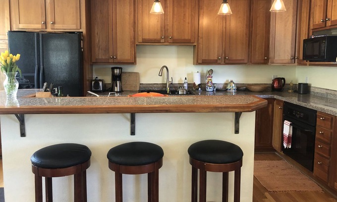 Ridglea Hills House | Bright and happy home in Boulder Fully Furnished, Pet Friendly!