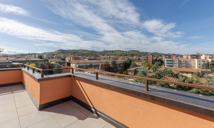Savena Apartment | Bright and modern penthouse able of hosting up to 3 people, which boasts a large terrace with an unparalleled view of the Bolognese hills. The accommodation is located in a quiet residential area with low car traffic, near the Bellaria hospital. The pres