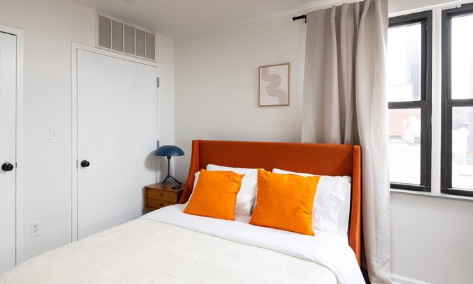 Boerum Hill Apartment | Bright and Renovated Cozy Studio Downtown Brooklyn w/ Elevator