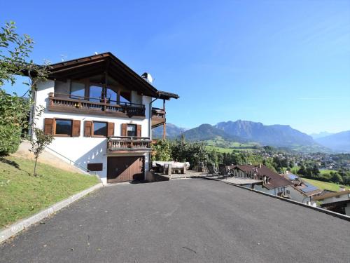 Carano Apartment | Bright apartment in Val di Fiemme near ski bus