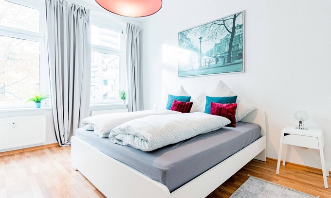 Magdeburg Condo | Bright apartment with balcony in green inner courtyard, WLAN, 4 beds