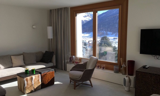 Zuoz Apartment | Bright, chic apartment with stunning views in the Inn Valley and mountains