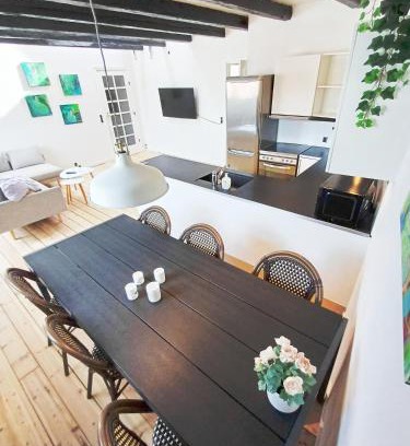 Randers Apartment | Bright City Central Apartment with Balcony