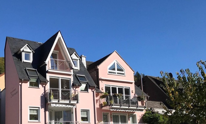Cochem Apartment | Bright, comfortably furnished vacation apartment with panoramic views