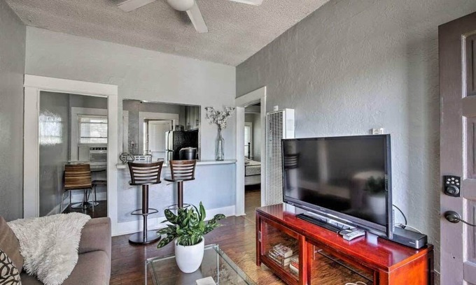 Bankers Hill Apartment | Bright/Cozy 2/1 Apt W/View | San Diego