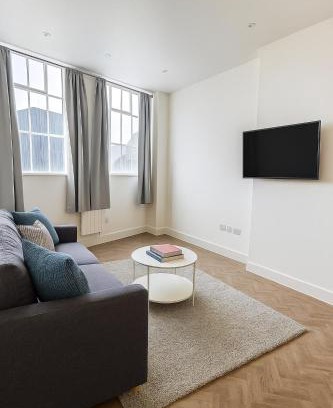 Chelmsford Apartment | Bright & Cozy in Chelmsford