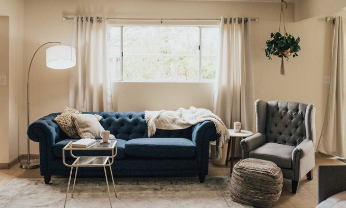 Greenacres Apartment | Bright Elegant Apartment with Private Garden Patio