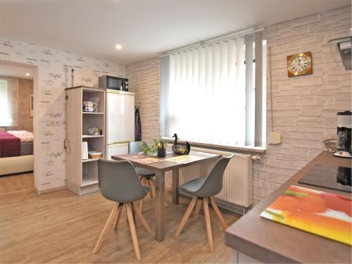 Ernstroda Apartment | Bright Garden Apartment Retreat