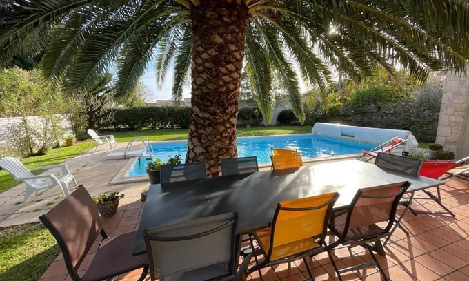 Dolus-d'Oleron House | Bright house in a quiet area with swimming pool, terrace, garden and bykes.