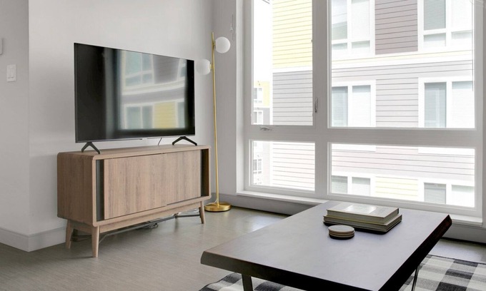 Forest Hills - Woodbourne Apartment | Bright Jamaica Plain 1BR w/ Gym & W/D, near Orange Line, by Blueground