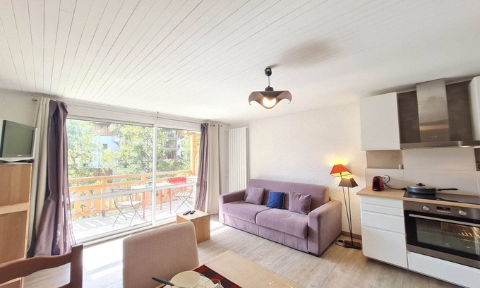 Les Deux Alpes Apartment | Bright Third-Floor Apartment